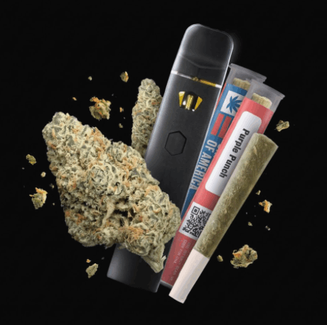 United Strains of America cannabis product display featuring THCA flower, pre-rolls, live rosin vapes, THC gummies, and patriotic American-themed branding.